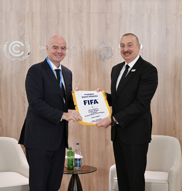 Prezident İlham Əliyev FIFA-nın prezidenti ilə görüşüb